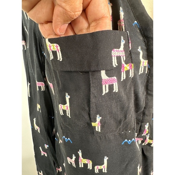 Anthropologie Maeve Llama Print V-Neck Button Down Shirt - Picture 6 of 13